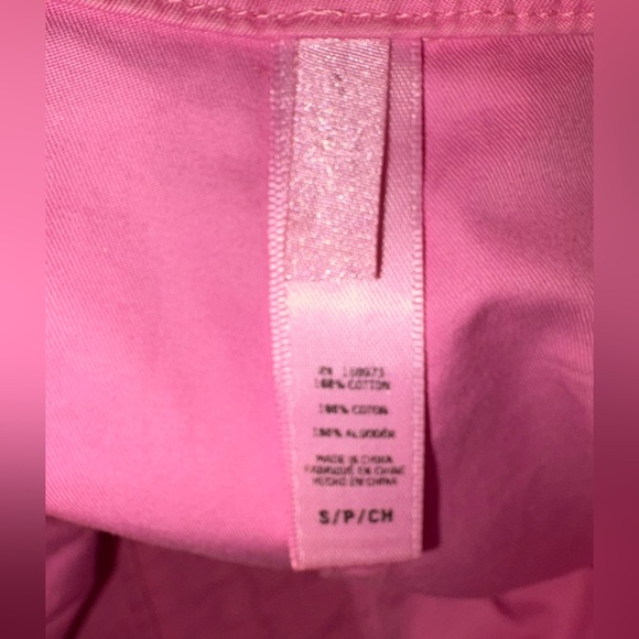 SKIMS
Outdoor Woven Pant. These do run big. More pictures as I have steamed them - Picture 4 of 8